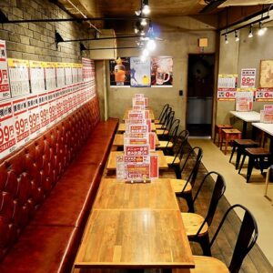 下北沢店の店内風景。