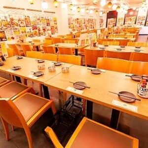 渋谷店の店内風景。